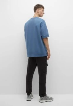 PULL & BEAR Basic Cargo- Jeans Tapered Fit - Black Denim -PULL - BEAR Negozio 00d8663928844006aad5bb9d27ff40a2