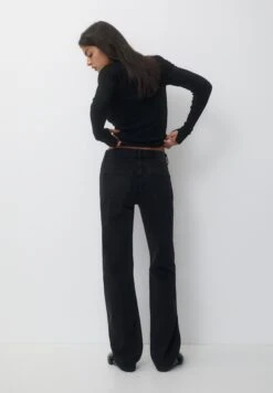 PULL & BEAR Mid-WaistJeans A SigarettaBlack Donna Jeans PUC21N0LT-Q11 -PULL - BEAR Negozio 0276371b38e9402a90aa1e027e10fc7b