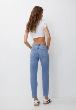 PULL & BEAR Basic Mom ComfortJeans A SigarettaLight Blue Denim Donna Jeans PUC21N0M3-K13 11 PULL & BEAR Basic Mom ComfortJeans A SigarettaLight Blue Denim Donna Jeans PUC21N0M3-K13 -PULL - BEAR Negozio 02c97561743f4fd78015c94dc5aff562