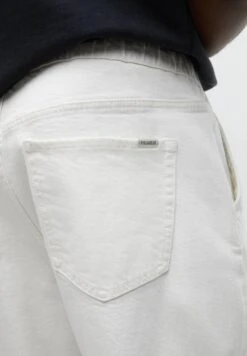 PULL & BEAR Ripped - Jeans Baggy - White -PULL - BEAR Negozio 0323833f13bd42a4acfedb3213030ecf
