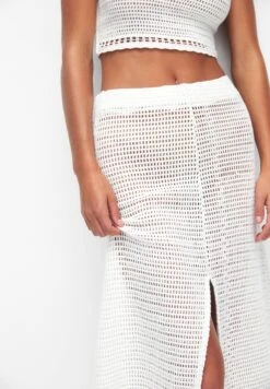 PULL & BEAR Long- Gonna A Campana - Beige -PULL - BEAR Negozio 069da427fd5b444f8a148578c66ce7f5