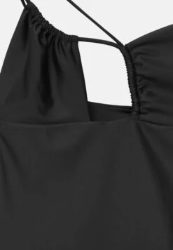 PULL & BEAR With Asymmetric Straps - Costume Da Bagno - Black 11 PULL & BEAR With Asymmetric Straps - Costume Da Bagno - Black -PULL - BEAR Negozio 077b53ba92644095b8da4cd69b1f9b3a