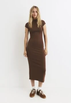 PULL & BEAR MOCK NECK MIDI - Vestito Di Maglina - Brown