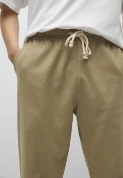 PULL & BEAR Rustic Pantaloni SportiviCamel Uomo Pantaloni PUC22E0ED-B12 -PULL - BEAR Negozio 099501dedca64f429d82b056b6948ebf
