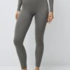 PULL & BEAR Seamless LeggingsKhaki Donna Pantaloni PUC21A0PZ-N11 -PULL - BEAR Negozio 0d64425c36cd4dbbb770dc73fc71c8c4