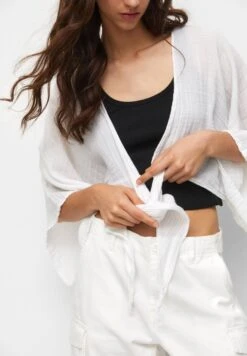 PULL & BEAR Oversize Cropped Kimono Giacca LeggeraWhite Donna Giacche E Blazer PUC21G0HW-A11 -PULL - BEAR Negozio 0da65c1cb331484b8a761f9d5a65f60b