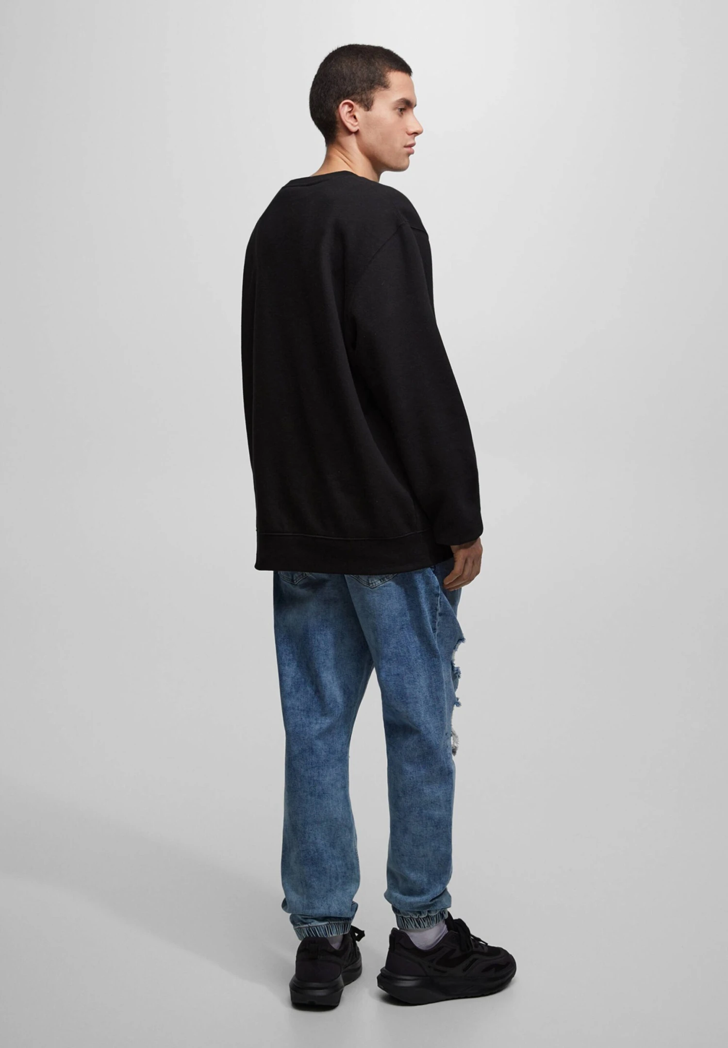 PULL & BEAR Mit Rissen Am Knie - Jeans Tapered Fit - Royal Blue 5 PULL & BEAR Mit Rissen Am Knie - Jeans Tapered Fit - Royal Blue - immagine 3