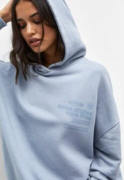 PULL & BEAR Slogan PrintFelpa Con CappuccioLight Blue Donna Felpe PUC21J10L-K11 -PULL - BEAR Negozio 10be5a4ad85c4c869e8a58e604cbab2c
