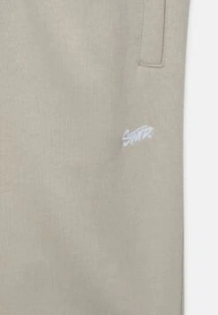 PULL & BEAR Standard FitJoggersPantaloni SportiviBeige Uomo Pantaloni Sportivi E Joggers PUC22E0F5-B11 -PULL - BEAR Negozio 13050ada7f994d07af5b420e6355ff40