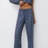 PULL & BEAR Loose-Fitting With PrintPantaloniDark Blue Donna Pantaloni PUC21A0UQ-K11 -PULL - BEAR Negozio 134ade3010cf4140894ce2295bc2df46
