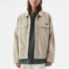 PULL & BEAR BasicTruckerGiacca LeggeraSand Uomo Giacche PUC22T0SQ-B11 -PULL - BEAR Negozio 1357fd81524a46f0bd24e7ecd969557d