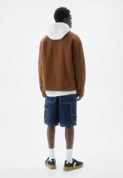PULL & BEAR Utility With Contrast Collar Giacca Da Mezza StagioneOchre Uomo Giacche PUC22T0SY-O11 -PULL - BEAR Negozio 13eaf74a165f4de2af48aad21b1f9548