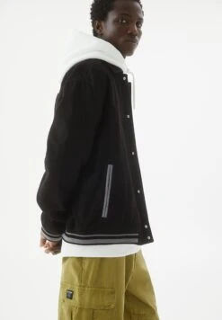 PULL & BEAR The GalleriaGiacca In SimilpelleBlack Uomo Giacche PUC22T0SZ-Q11 -PULL - BEAR Negozio 13f101229e6a44d8a5697efb2e696991