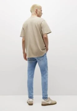 PULL & BEAR Basic Jeans Slim FitBlue Denim Uomo Jeans PUC22G0OF-K11 -PULL - BEAR Negozio 143a32d306cd4c7ca92dc769df04a9c1