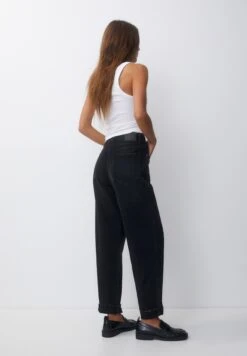 PULL & BEAR GauchoJeans A SigarettaBlack Donna Jeans PUC21N0MT-Q11 -PULL - BEAR Negozio 16d03436a6434f939e7da71ba278b821
