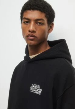 PULL & BEAR Stay United GraffitiFelpa Con CappuccioBlack Uomo Maglieria E Felpe PUC22S0QG-Q11 -PULL - BEAR Negozio 195836b5b2064b60a6e14e5e09dffbc1
