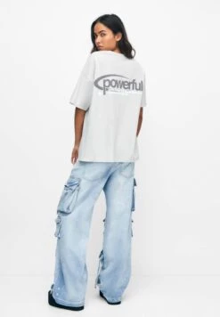 PULL & BEAR Short Sleeve HappinessT-Shirt Con StampaLight Grey Donna T-shirt E Top PUC21D2FK-C11 -PULL - BEAR Negozio 19ebefa874ec436fbf4436ad601f8cca