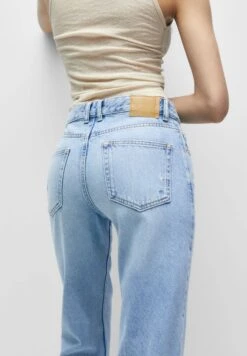 PULL & BEAR Mid Waist FadedJeans A SigarettaLight Blue Denim Donna Jeans PUC21N0KX-K11 12 PULL & BEAR Mid Waist FadedJeans A SigarettaLight Blue Denim Donna Jeans PUC21N0KX-K11 -PULL - BEAR Negozio 1cbfb953ad74439e9ad5f7aeb7a5bcaa