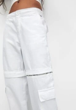 PULL & BEAR DetachablePantaloni CargoWhite Donna Pantaloni PUC21A0U5-A11 -PULL - BEAR Negozio 1e4056f9c0b843f29329ff8e722e8cde