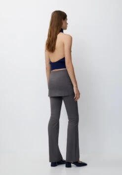 PULL & BEAR PantaloniDark Grey Donna Pantaloni PUC21A0V7-C11 -PULL - BEAR Negozio 201a27d0049d4be494b8a78b2e542dba