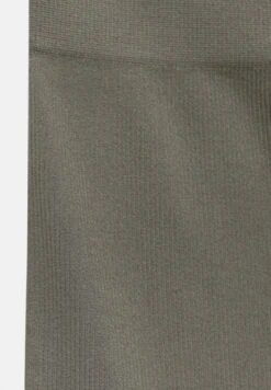PULL & BEAR Seamless LeggingsKhaki Donna Pantaloni PUC21A0PZ-N11 -PULL - BEAR Negozio 2224d4a060d5485bb0bda59ac739ac05