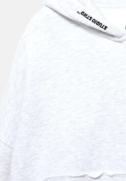 PULL & BEAR Felpa Con Zip - Light Grey -PULL - BEAR Negozio 2306faba0fd14ea6aa9030a4559794f6