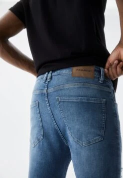 PULL & BEAR Jeans Skinny FitDark Blue Denim Uomo Jeans PUC22G0PT-K13 -PULL - BEAR Negozio 266ad0f2159d43b3bec3bb0b6236bfd4