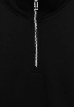 PULL & BEAR Basic Coloured Zip-Up NeckFelpaBlack Uomo Maglieria E Felpe PUC22S0QT-Q11 14 PULL & BEAR Basic Coloured Zip-Up NeckFelpaBlack Uomo Maglieria E Felpe PUC22S0QT-Q11 -PULL - BEAR Negozio 28b8ab3b60de4723989f28504f0d6670