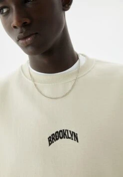 PULL & BEAR Brooklyn Varsity- Felpa - Mottled Beige -PULL - BEAR Negozio 2bcdb16d9e5d4f8585102f315afa4827