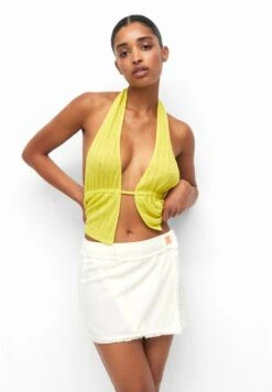 PULL & BEAR With Frayed Edges - Gonna A Campana - White