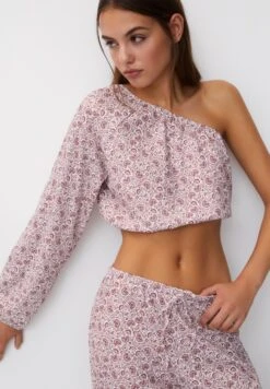 PULL & BEAR AsymmetricCamicettaWhite Donna Camicie E Bluse PUC21E11Y-A11 -PULL - BEAR Negozio 36ef996bda82446c882acb86f072f118