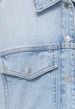 PULL & BEAR Giacca Di JeansLight Blue Denim Donna Giacche E Blazer PUC21G0IE-K11 -PULL - BEAR Negozio 372a965e061c46c3ba8f0900b5a16f2e