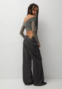 PULL & BEAR Long Sleeve SurpliceCamicettaLight Green Donna Camicie E Bluse PUC21E12M-M11 -PULL - BEAR Negozio 38b5b7503de34633920de0c4b4776b9a