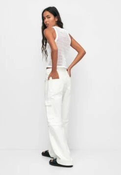 PULL & BEAR TopWhite Donna T-shirt E Top PUC21D2FL-A11 -PULL - BEAR Negozio 3bec149c5dbc40e4ab3d48ab4f7b6a0b