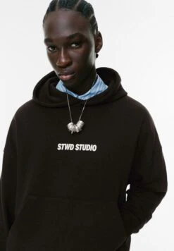 PULL & BEAR STWD STUDIO - Felpa Con Cappuccio - Black -PULL - BEAR Negozio 3fb76d44183a4a2691417974d662150c