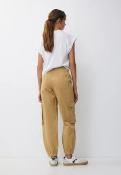 PULL & BEAR Pantaloni CargoCamel Donna Pantaloni PUC21A0VO-B11 -PULL - BEAR Negozio 4235d33a4d6a47c78c31717204c7823a