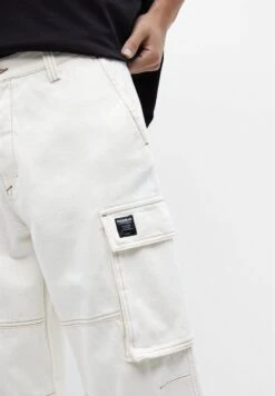 PULL & BEAR With Contrast Stitching Pantaloni CargoMottled Beige Uomo Pantaloni PUC22E0DX-B11 -PULL - BEAR Negozio 4411b6e97eb34795883ca1aa345b930b