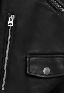 PULL & BEAR Giacca In SimilpelleBlack Donna Giacche E Blazer PUC21G0E1-Q11 -PULL - BEAR Negozio 445a4b31ba1f48bb9bcce6875633df35