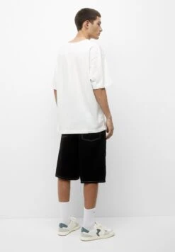 PULL & BEAR Baggy Fit Wide-Leg-Bermuda Shorts Di JeansBlack Uomo Jeans PUC22F0DH-Q11 -PULL - BEAR Negozio 46a19e1435ed4b45b3fad67a7e2a7ca6