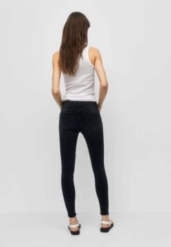 PULL & BEAR Mid Waist RippedJeans Skinny FitBlack Donna Jeans PUC21N0KV-Q11 -PULL - BEAR Negozio 4927fda96882486e8494967fffc7698a