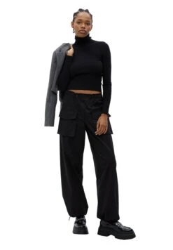 PULL & BEAR TurtleneckMaglioneBlack Donna Maglieria PUC21I0L5-Q11 -PULL - BEAR Negozio 4be0a6877b17499db820bc581642982b