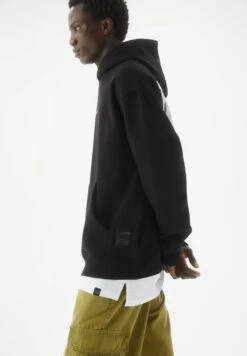 PULL & BEAR FelpaBlack Uomo Maglieria E Felpe PUC22S0QJ-Q11 -PULL - BEAR Negozio 4c02eb7a0b364de5b0cfcfaa4be4c4b2