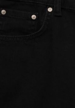 PULL & BEAR BermudaShorts Di JeansBlack Uomo Jeans PUC22F0CB-Q11 -PULL - BEAR Negozio 4c7bd940999046e39ba9c8eb6bc0afdc