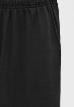 PULL & BEAR BasicPantaloni SportiviBlack Donna Pantaloni PUC21A0KU-Q11 15 PULL & BEAR BasicPantaloni SportiviBlack Donna Pantaloni PUC21A0KU-Q11 -PULL - BEAR Negozio 4e29bb2dc8a34a4588cb39eb4fb4e3b0