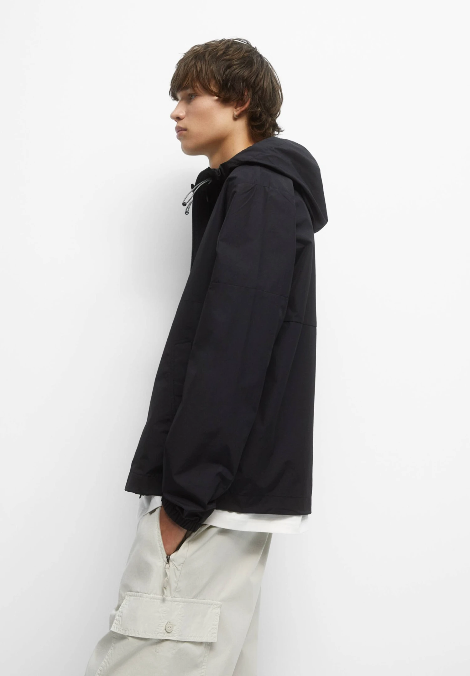 PULL & BEAR BlockImpermeabileBlack Uomo Giacche PUC22T0SI-Q11 7 PULL & BEAR BlockImpermeabileBlack Uomo Giacche PUC22T0SI-Q11 - immagine 5