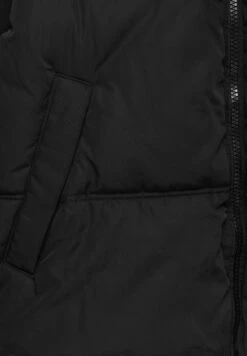 PULL & BEAR Hooded Puffer With Pockets - Giacca Invernale - Black -PULL - BEAR Negozio 4f4ce3c471b142388a39e8b1939337a8