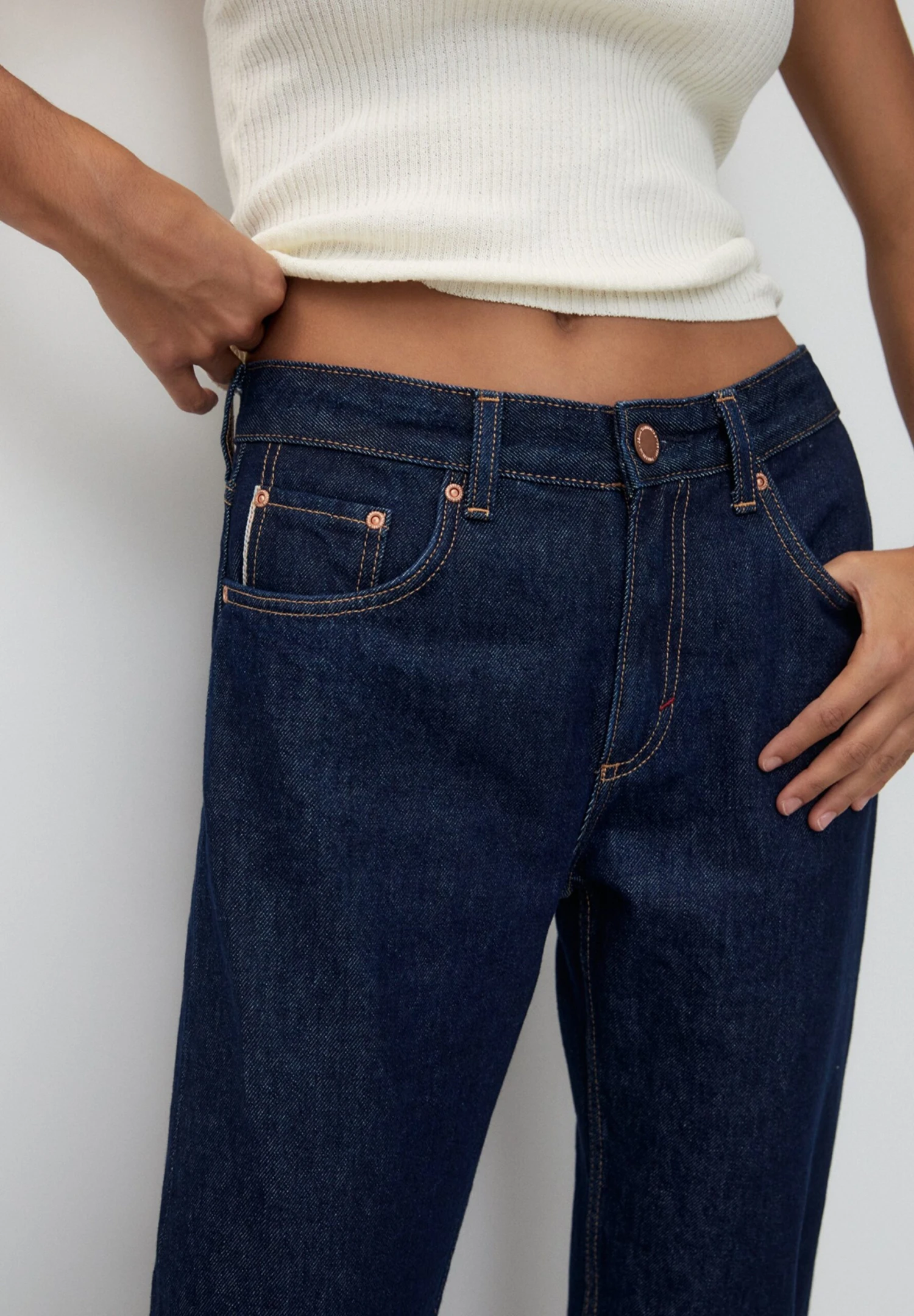 PULL & BEAR Low-Waist SelvedgeJeans A SigarettaDark Blue Donna Jeans PUC21N0MR-K11 6 PULL & BEAR Low-Waist SelvedgeJeans A SigarettaDark Blue Donna Jeans PUC21N0MR-K11 - immagine 4