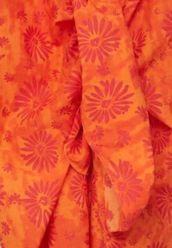 PULL & BEAR Floral Print Sarong - Accessorio Da Spiaggia - Orange -PULL - BEAR Negozio 56f667808658430aa3dd50e9815ce40d