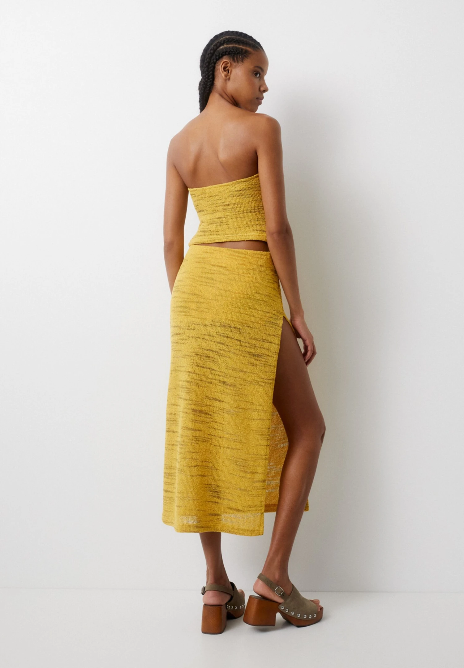 PULL & BEAR Midi - Gonna A Campana - Yellow 5 PULL & BEAR Midi - Gonna A Campana - Yellow - immagine 3