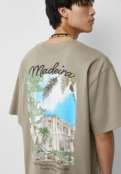 PULL & BEAR Short Sleeve CityT-Shirt Con StampaBrown Uomo T-shirt E Polo PUC22O1PO-O11 -PULL - BEAR Negozio 5839a1e1570e475090909d77db65eb67